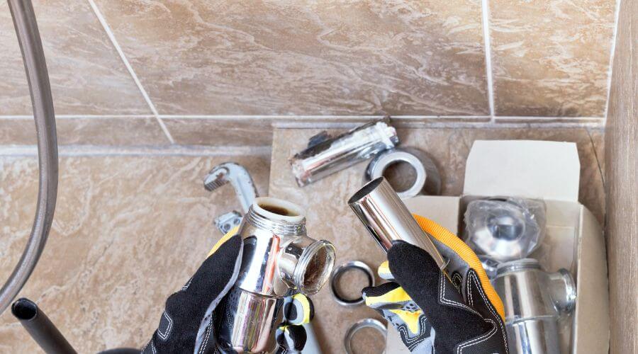 Expert tile roof repair services in Iuka, IL